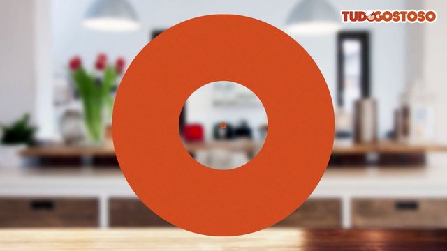 Bolo de farinha de trigo simples