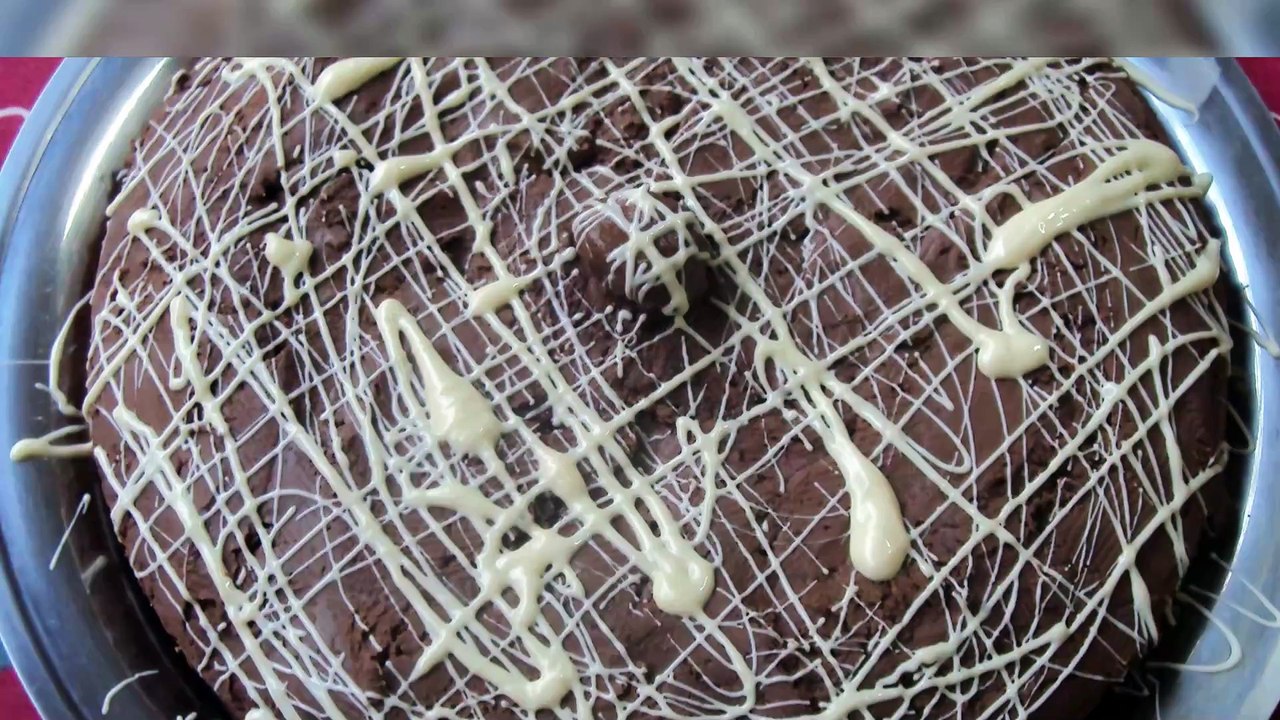 Bolo de chocolate com recheio cremoso