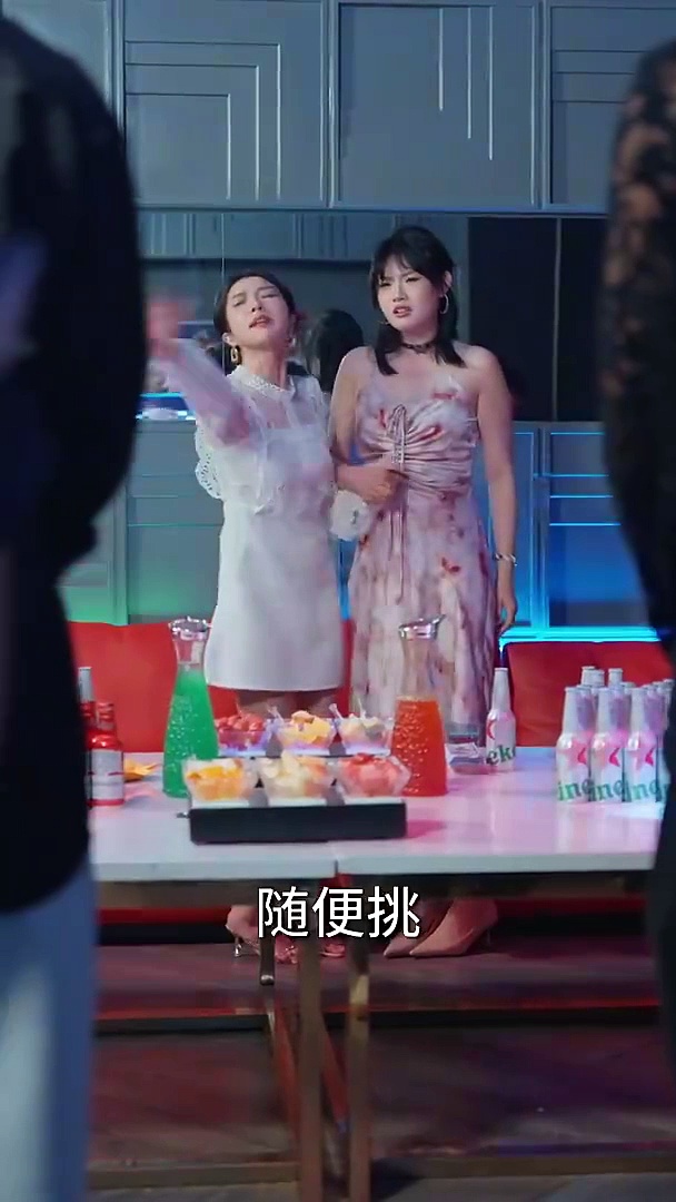 誰還慣著你？