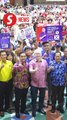 More than 1,000 residents celebrate lantern festival with BN, Pakatan leaders