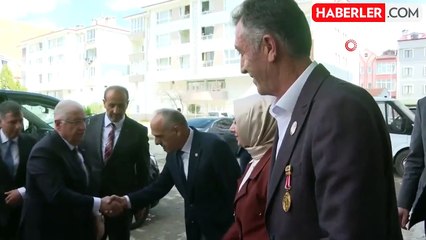 Bakan Güler, Gazi Kemalettin Şahin'i Ziyaret Etti