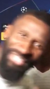 Rüdiger 'revienta' la entrevista a Endrick al grito de ¡Bobby!