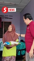 Mahkota polls: Rice aid was distributed before Mahkota campaign started, says Ahmad