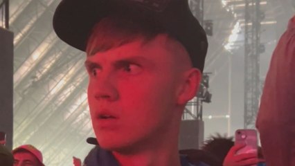 Man stunned by fellow festival goer wearing pigeon mask at Creamfields festival