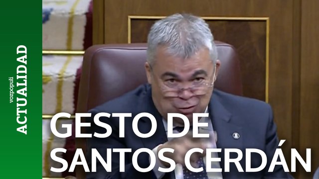 El gesto y las palabras de Santos Cerdán cuando el PP les acusa de atacar a los jueces y periodistas