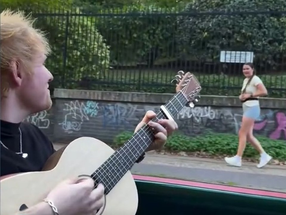 Ed Sheeran verblüfft Joggerin mit Ständchen von Boot aus