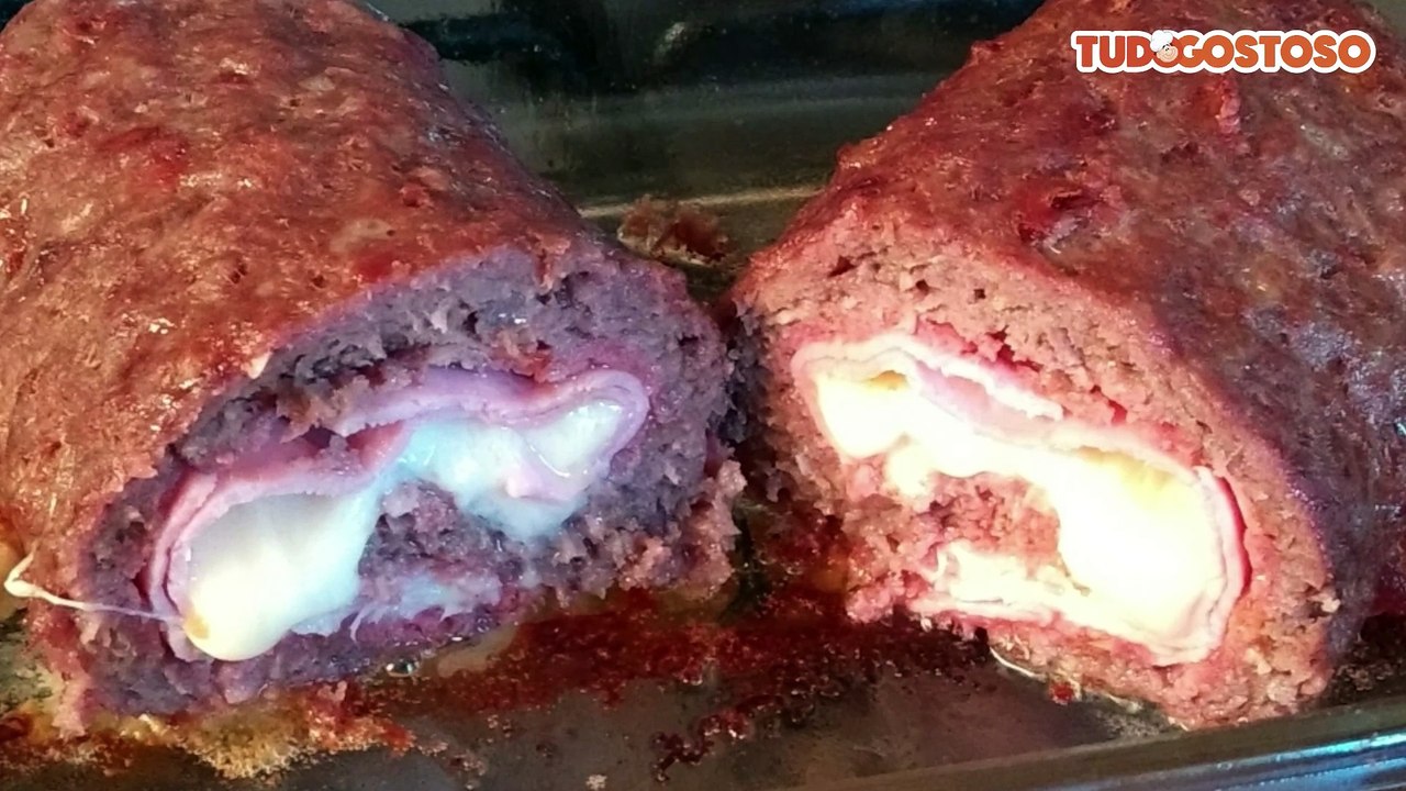 Rocambole de carne moída fácil