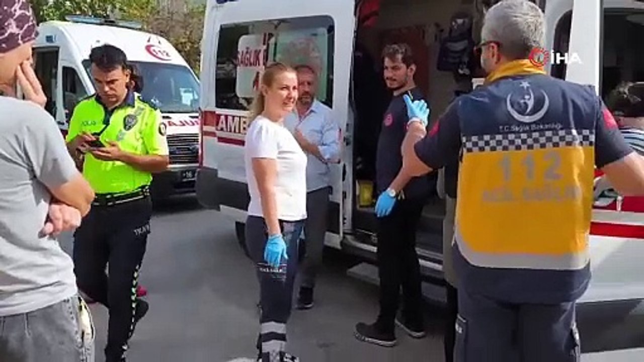 Okul Servisi Hafif Ticari kazası