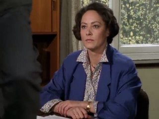 Derrick  S10E08 - Ein eiskalter Hund