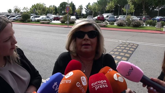 Terelu Campos, afectada en la despedida a Jimmy Giménez-Arnau, dedica unas sentidas palabras a su viuda Sandra Salgado