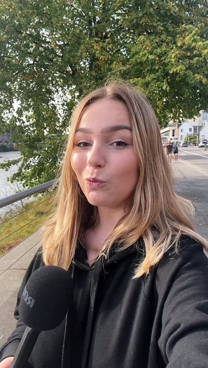 Tourists try to pronounce difficult Inverness place names