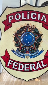 Polícia Federal apreendem veículo carregado com cigarros eletrônicos em Cascavel