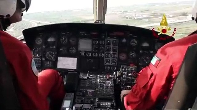 Foggia, l'auto dei vigili del fuoco travolta dalla piena del torrente: morto il caporeparto Antonio Ciccorelli