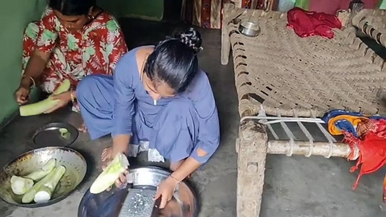निशा के साथ मिलकर बनाई रक्षाबंधन पर बहुत स्वादिष्ट लौकी की बर्फी suhanarecord