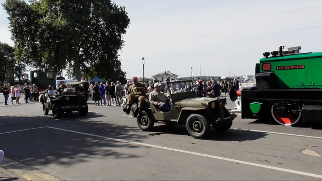 Chatham Historic Dockyard hosts annual 40's festival