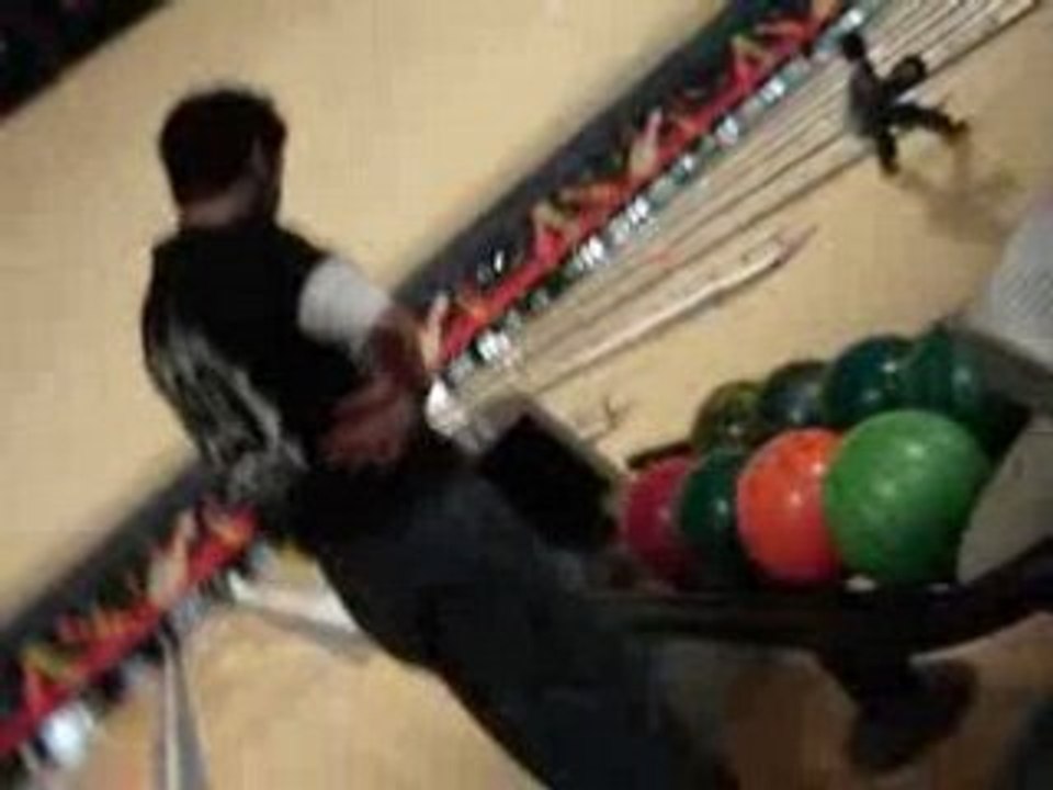 bowling beach