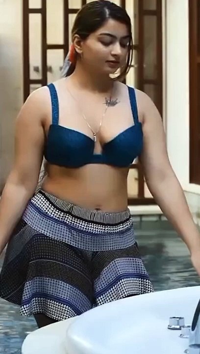 Hot girl dancing ✅ video she is beautiful ❤️"Watch