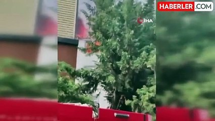 Kartal'da 5 Katlı Binanın Çatı Katı Yangınla Küle Döndü