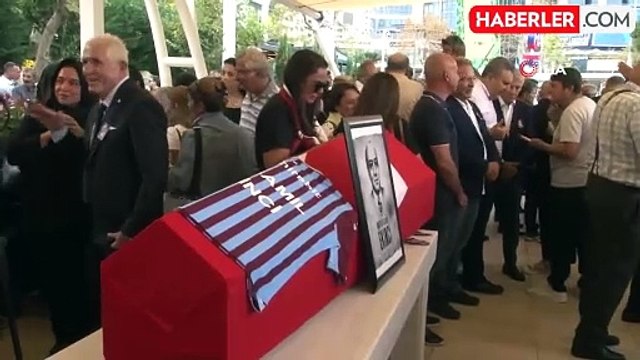 Trabzonspor'un Efsanevi Eski Başkanı Mustafa Şamil Ekinci Son Yolculuğuna Uğurlandı