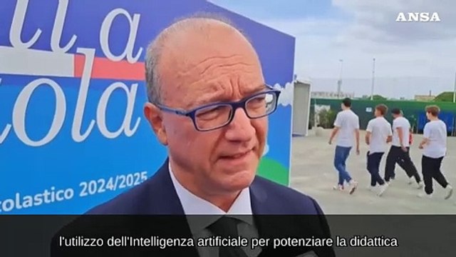 Valditara: Siamo tra i primi a sperimentare l'IA nella didattica