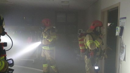 대전 성남동 병원 불...환자 10여 명 긴급 대피 / YTN