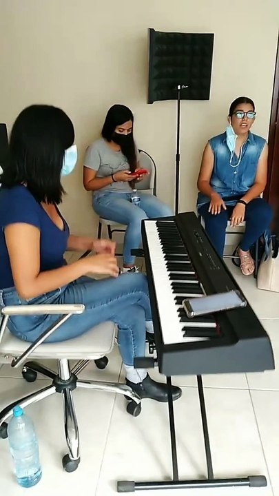 Ensayo y Capacitación CEMUCVER Coro