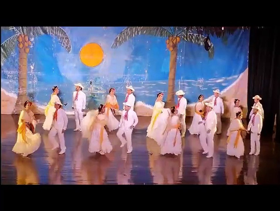 Participación Musical CEMUCVER con Tradiciones de México
