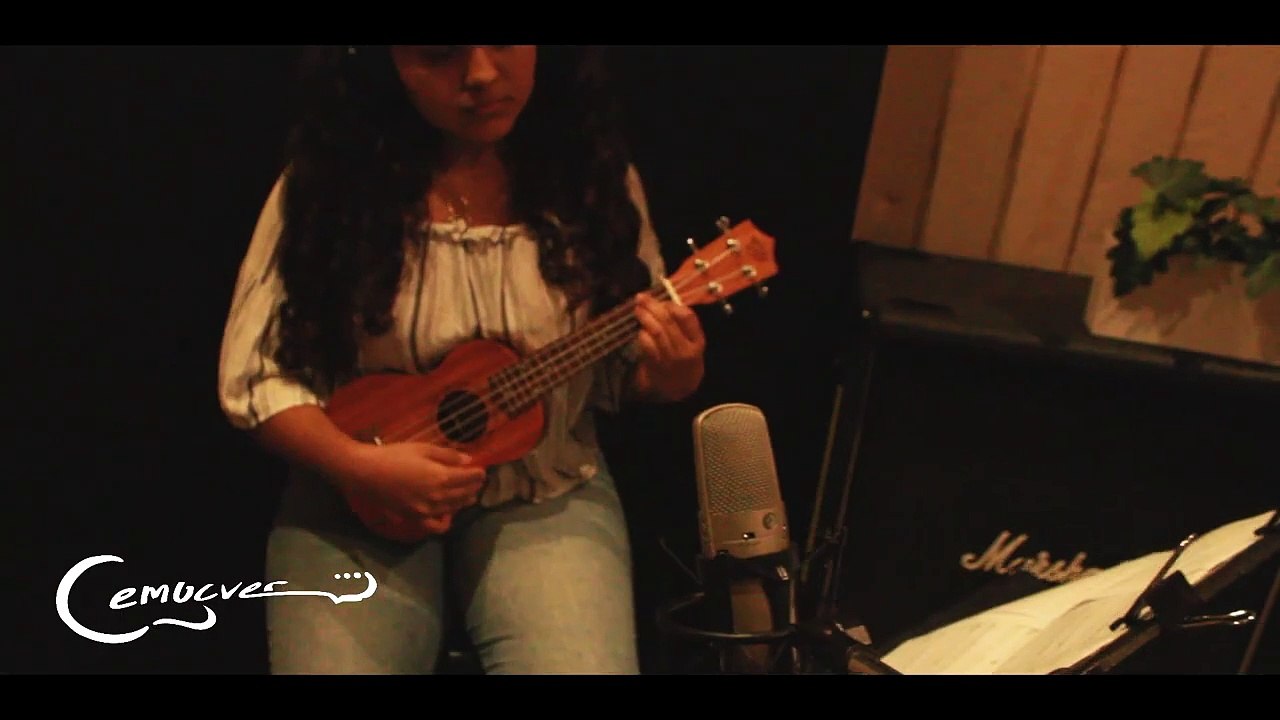 Knockin’ On Heaven’s Door by Bob Dylan - Arreglo para Ukulele Grado Debut (Alumna Nadia Solis)