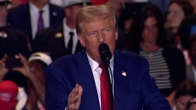 Trump annonce qu'il ira à Springfield, ville en proie à des rumeurs racistes