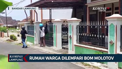 下载视频: Rumah Warga Dilempar Bom Molotov Oleh Orang Tak Dikenal