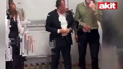 CHP’li başkandan uygunsuz davranış! Kadın çalışanın elinden tutup…