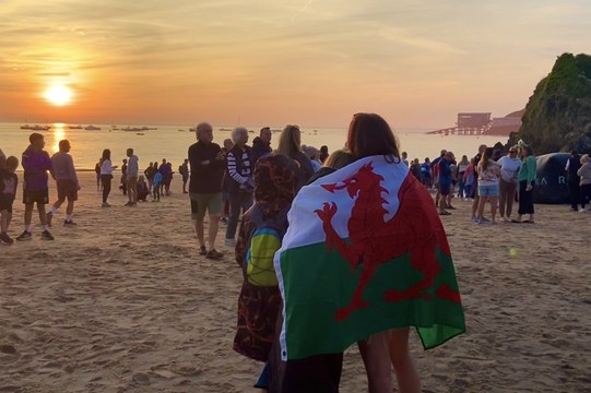 Ironman Wales preview: Goosebump inducing Welsh National Anthem kicks-off sporting triathlon on Tenby’s North Beach