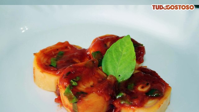 Rondele com massa de pastel