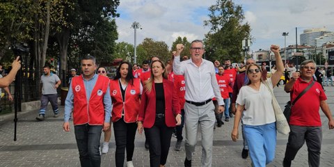 DİSK Başkanı Çerkezoğlu’ndan AKP’ye Enflasyon Tepkisi: “Bu Kocaman Bir Yalan”