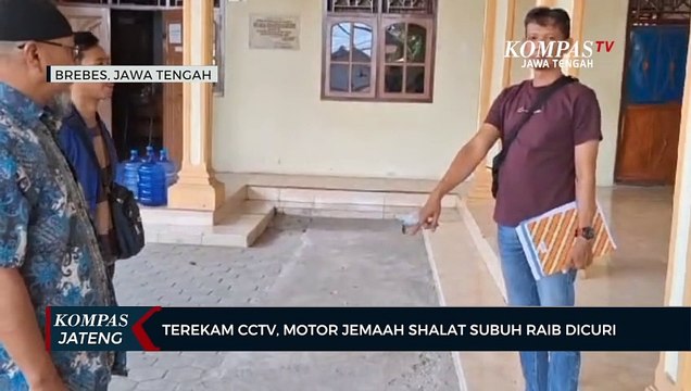 Terekam CCTV, Motor Jemaah Shalat Subuh Raib Dicuri