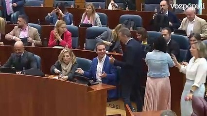 Download Video: Ayuso reta a Lobato a que sea VALIENTE ANTE PEDRO SÁNCHEZ