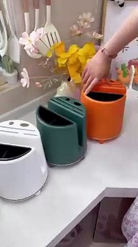 New rotatable knife holder