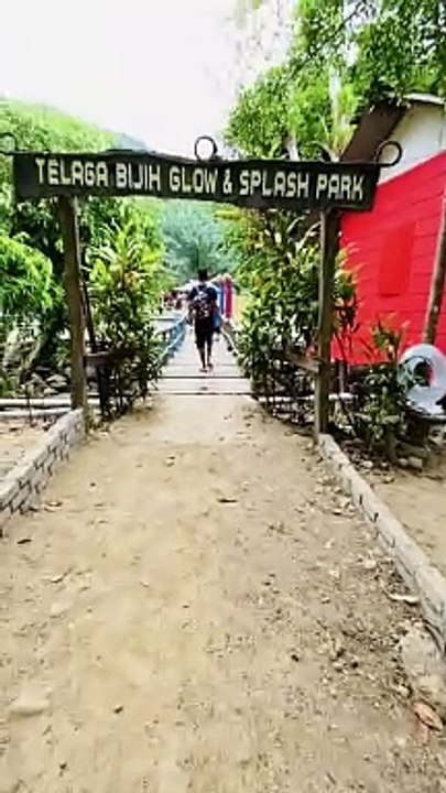 Air terjun ada 'playground'