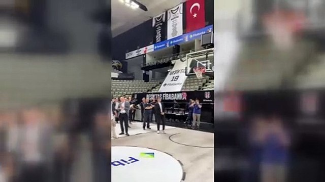 Beşiktaş Başkanı Hasan Arat, basketbolda şovunu yaptı