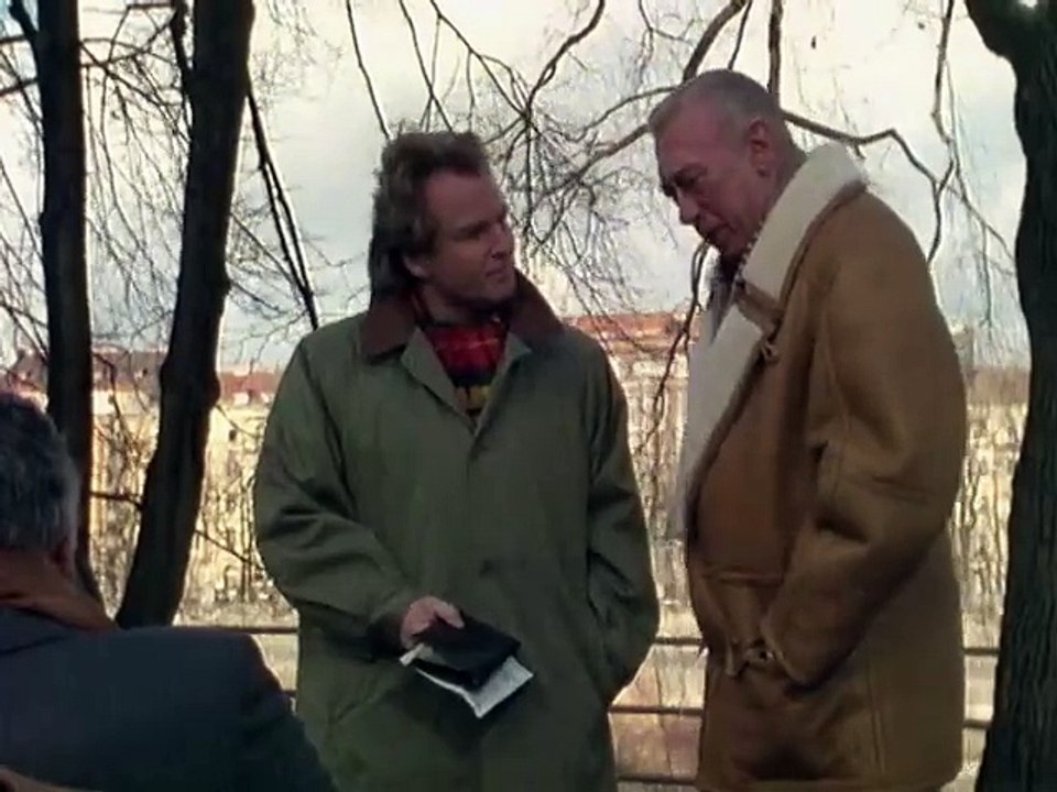 Derrick  S11E02 - Der Tote auf der Parkbank