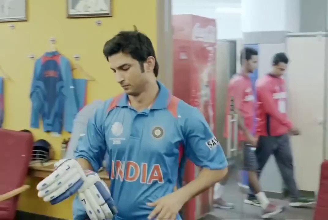 Great Actor sushant Singh Rajput as M S Dhoni(Miss you Sushant singh)