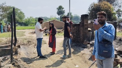 बेलदार टोला में भूमाफियाओं का आतंक ,रात के वक्त कई घरों को किया आग के हवाले