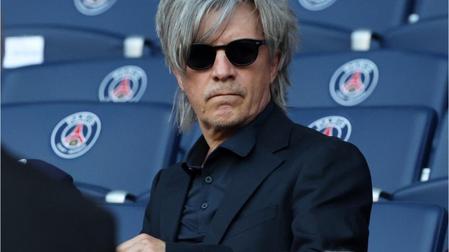 Prix exorbitants, possibilité de toucher le groupe , gare aux arnaques aux billets pour le concert d'Indochine