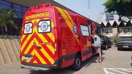 Mulher fica ferida após queda de plataforma aérea no interior da Catedral