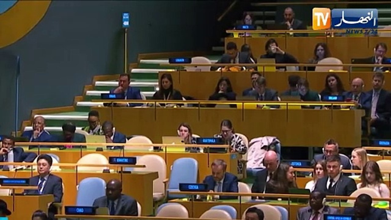 فلسطين : الأمم المتحدة تطالب بإنهاء الإحتلال خلال 12 شهرا..والدول ترحب