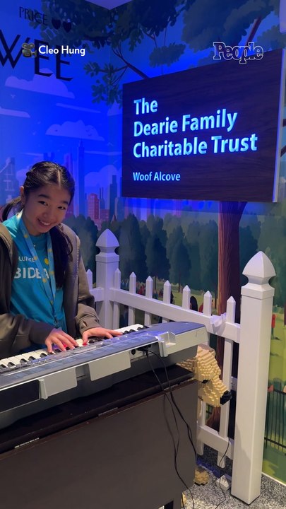 Teen Volunteer Plays Piano for N.Y.C. Shelter Pets to Help Keep Them Calm — And She Takes Requests! (Exclusive)