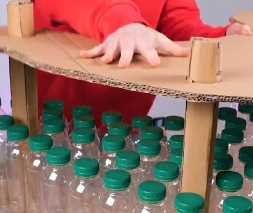 Recycling fun! Craft a rocking horse to surprise your kid!