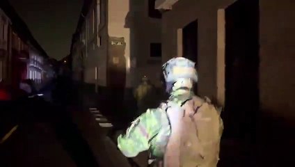 Ecuador - Cortes de luz con presencia militar en las calles