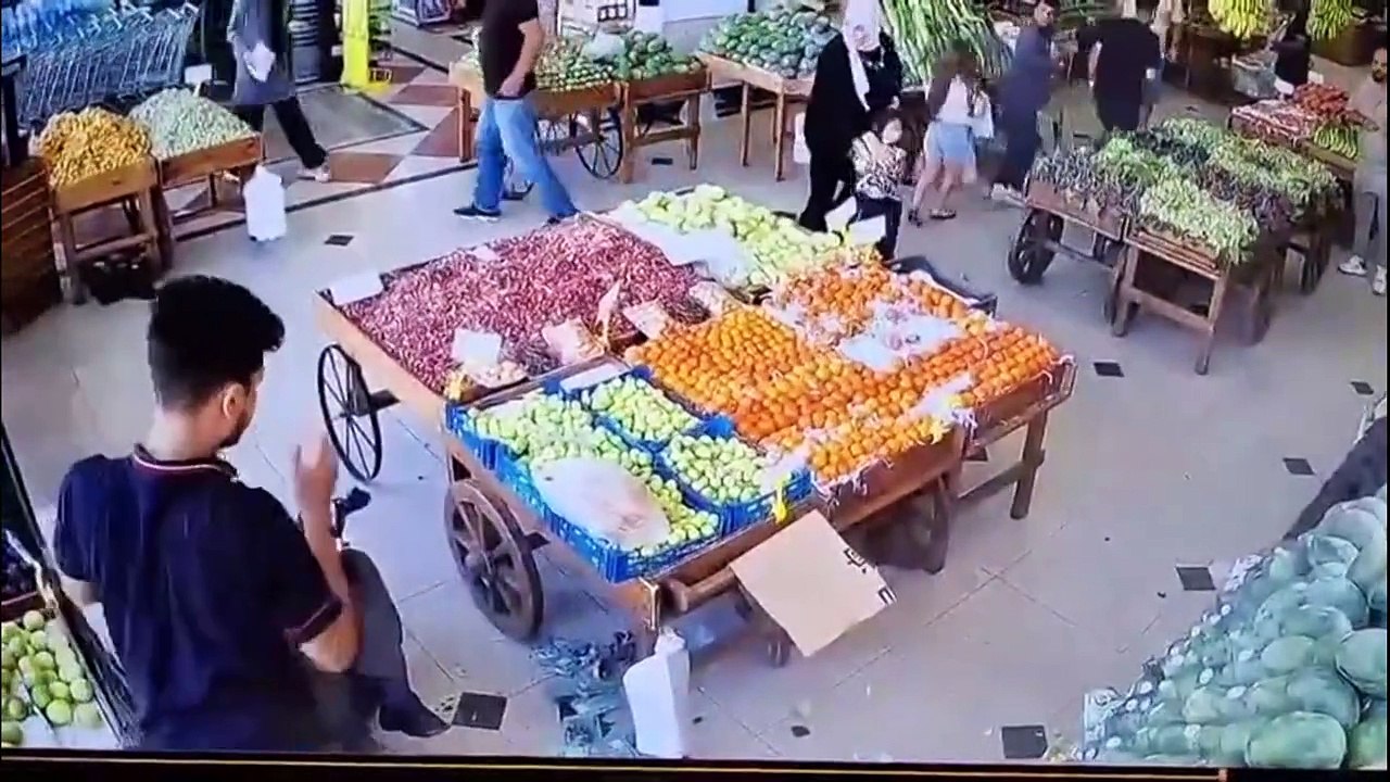 Libanon: Israelische Luftwaffe bombardiert hunderte Ziele