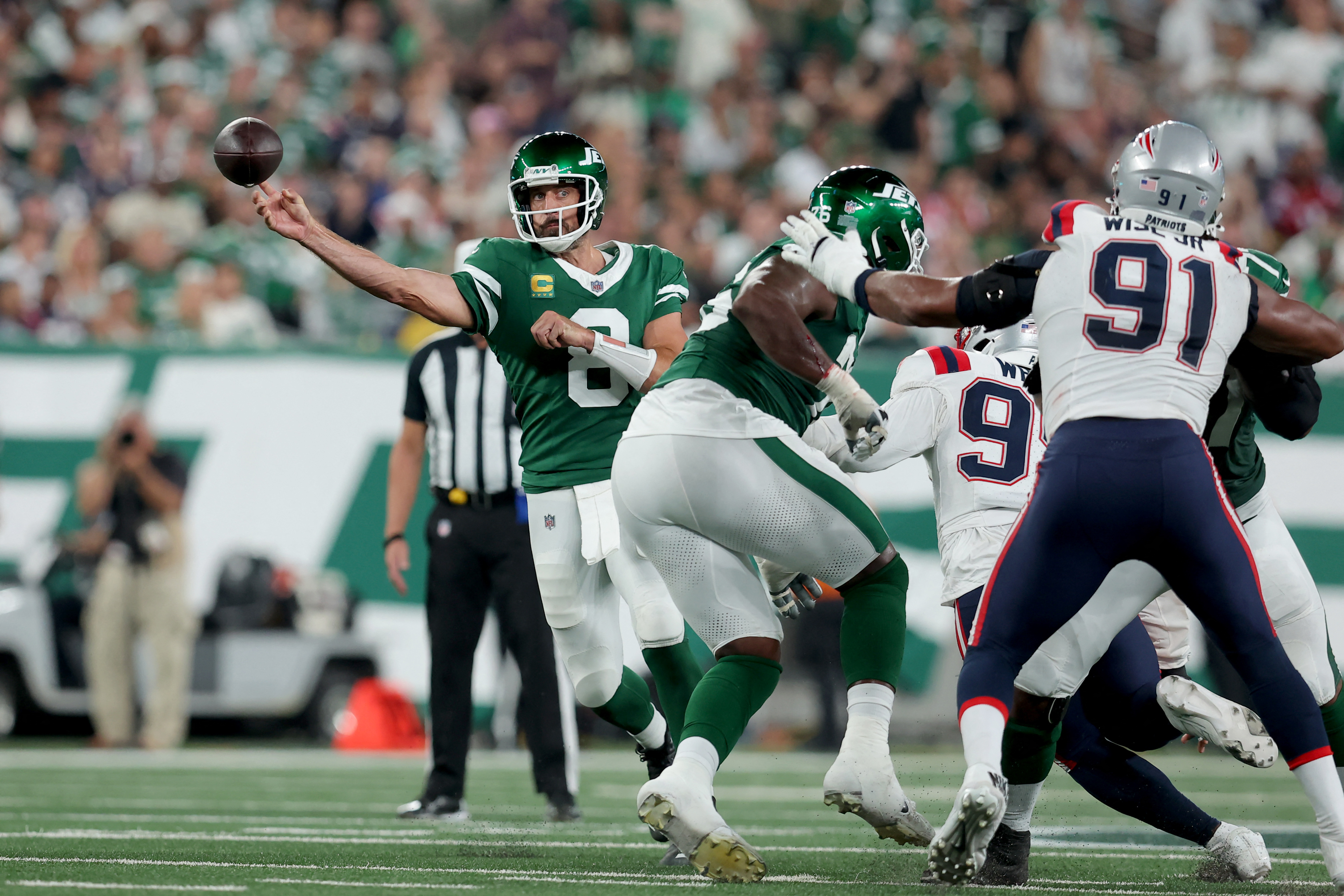 NFL : Les Jets déroulent face à des Patriots apathiques